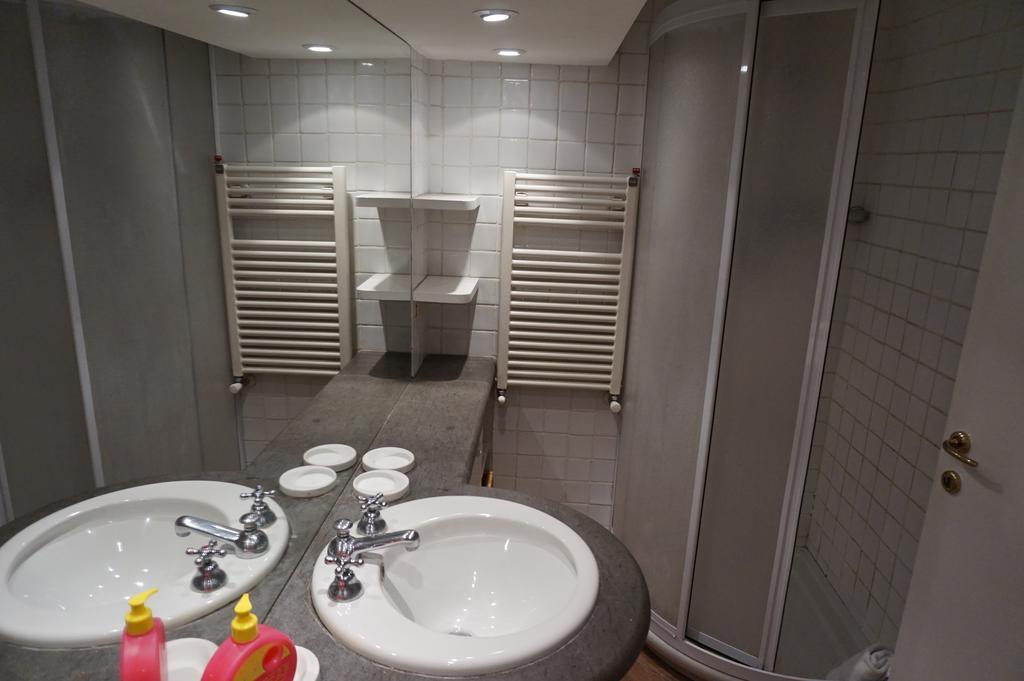 Flatinrome Trastevere 9 * Roma
